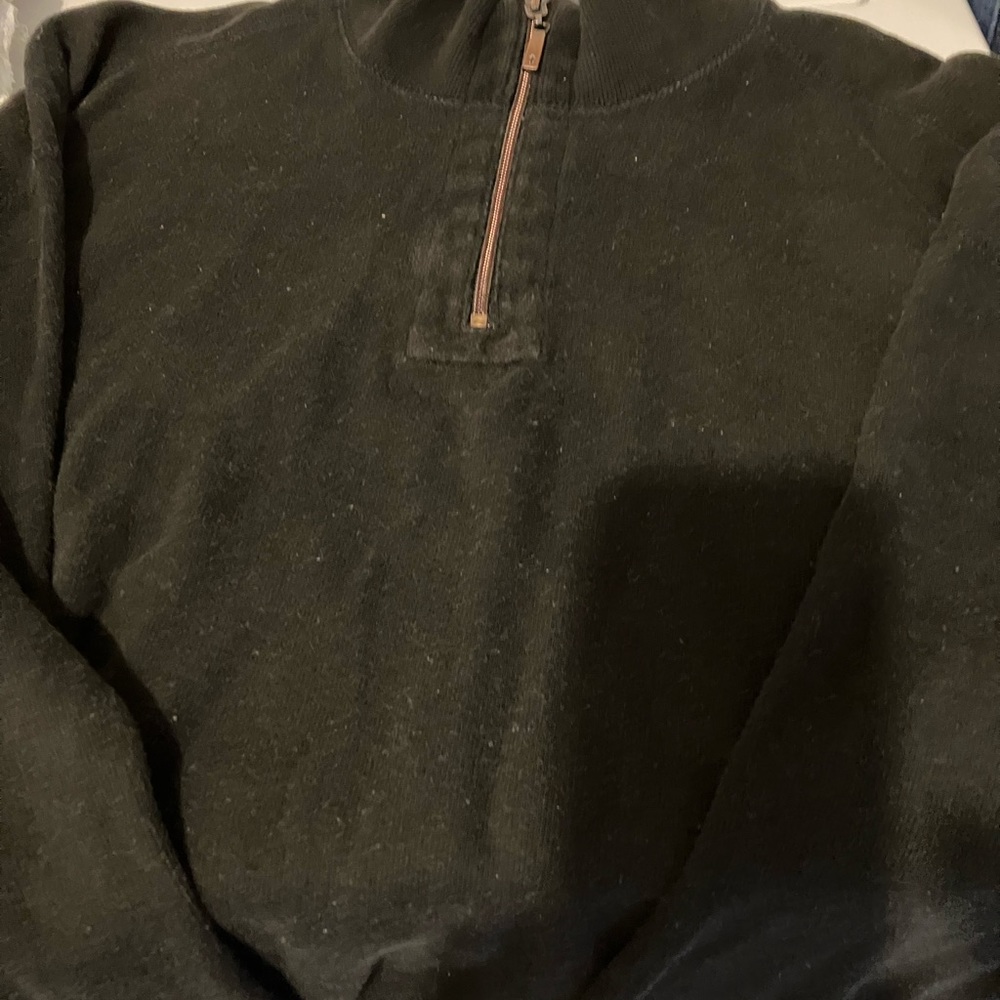 IZOD sweatshirt